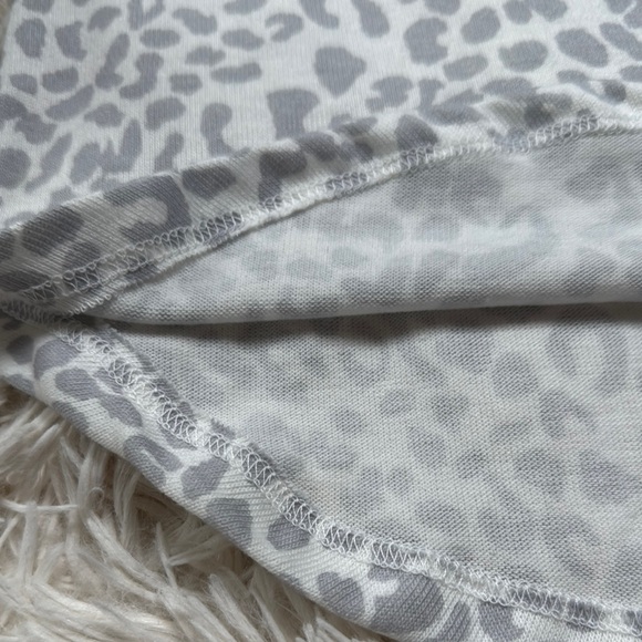 Magnolia Boutique Leopard Funnel Neck Tunic 💗 Gray & Ivory - Picture 12 of 15